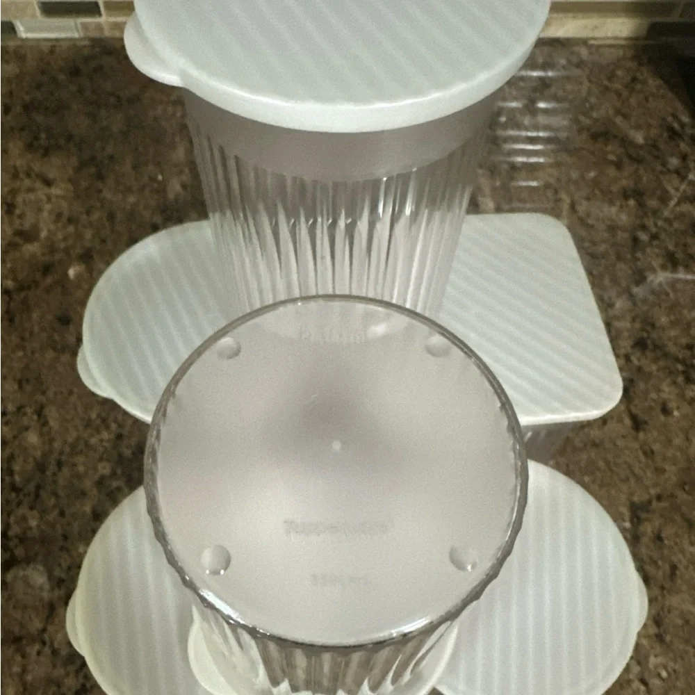 Tupperware Family Mates 6pc RARE Containers Clear with Pearlescent seals